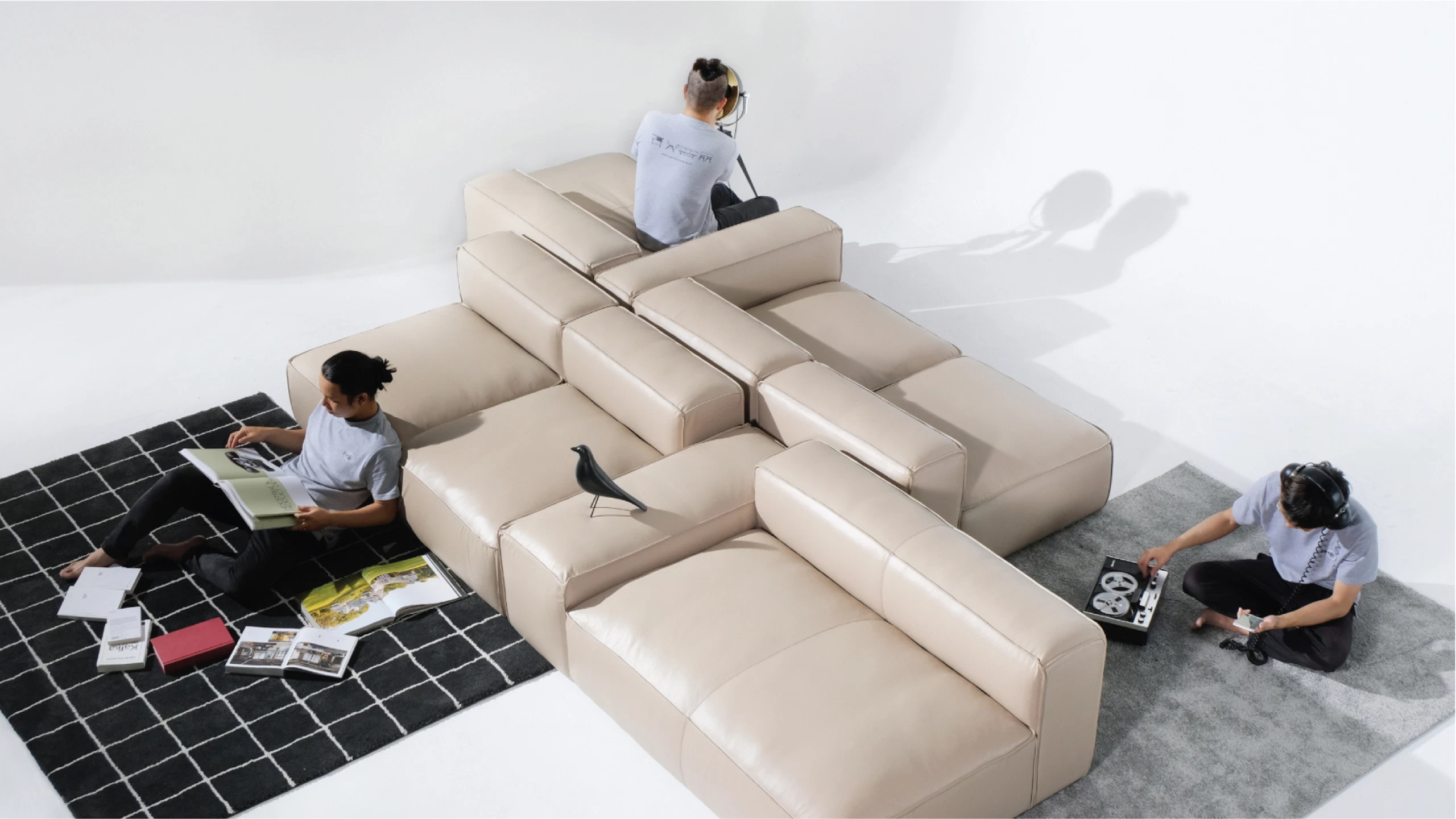 image intro sofa